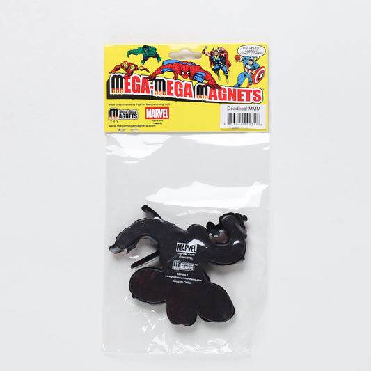 Marvel Avengers Deadpool Front Mega Mega Magnet