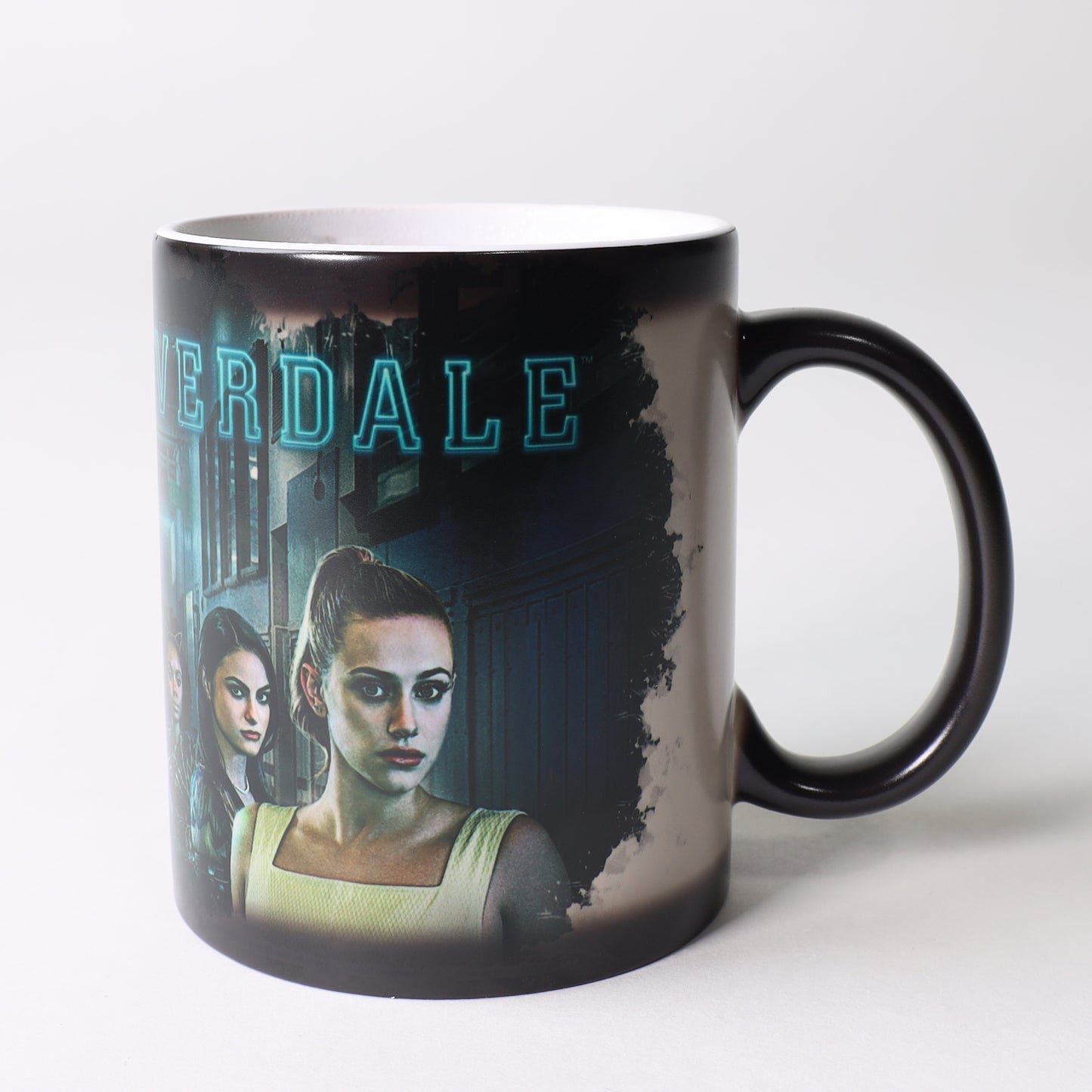 Morphing Mugs Riverdale "Secrets Within the Halls" 11-oz. Heat-Sensitive Mug