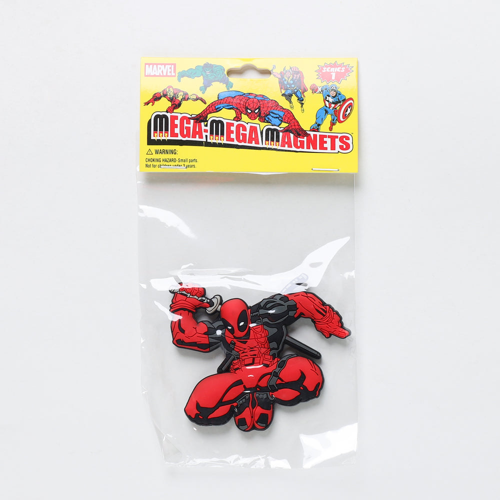 Marvel Avengers Deadpool Front Mega Mega Magnet