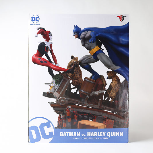 Numbered Limited Edition - Batman vs. Harley Quinn Battle Statue