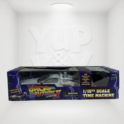 Back to the Future III DeLorean Time Machine with Light
