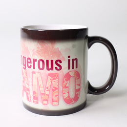 Morphing Mugs Batman Arkham Knight (Kisses from Harley) Heat-Sensitive Mug