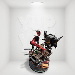 Numbered Limited Edition - Batman vs. Harley Quinn Battle Statue