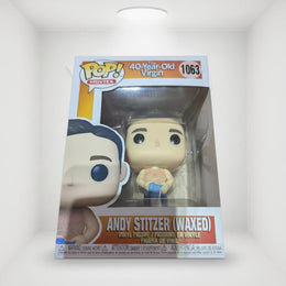 Funko Pop! Movies: The 40-Year-Old Virgin - Andy (Holding Oscar Goldman) #1064
