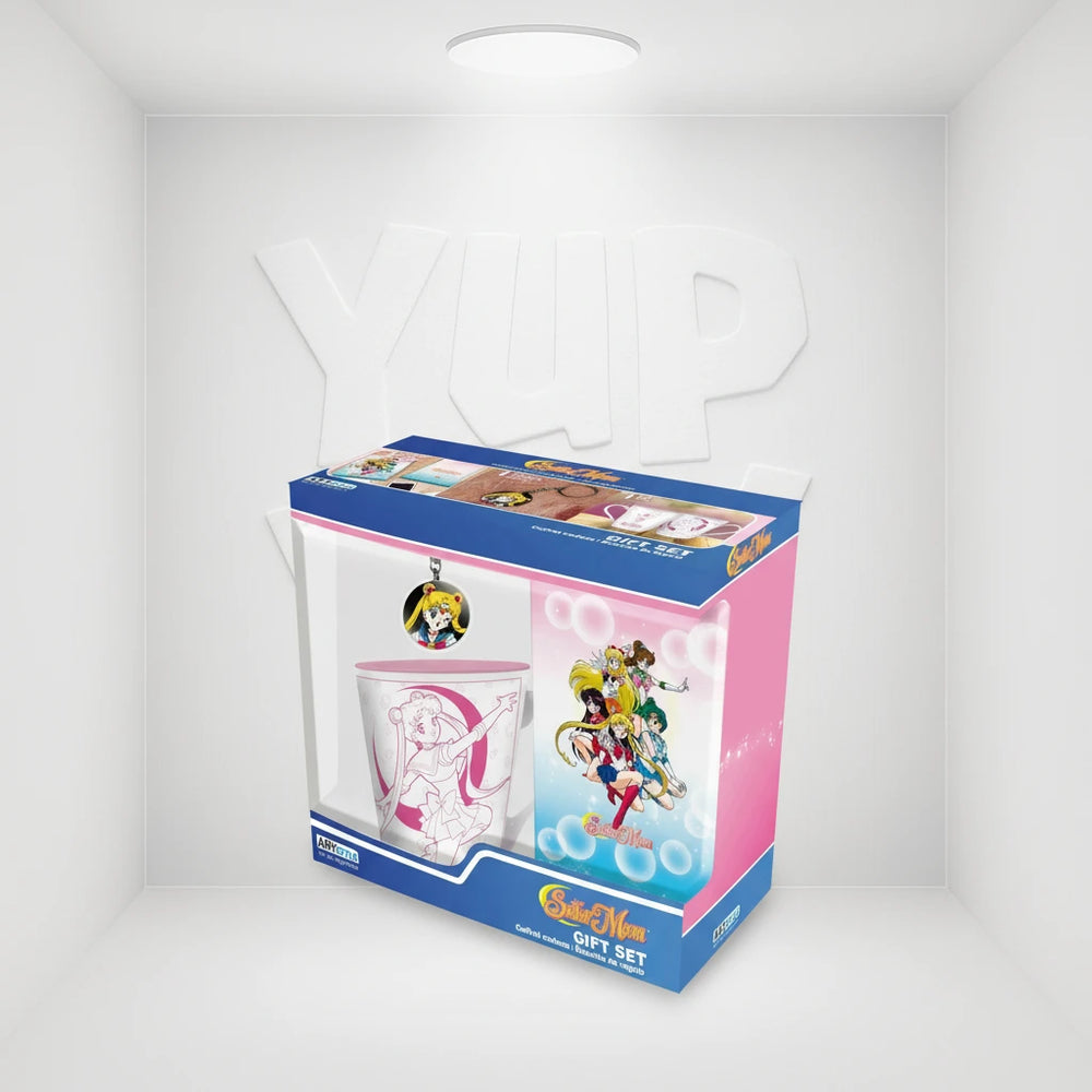 Sailor Moon - Mug and Book and Keychain Gift Set
