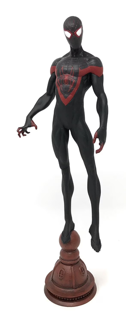 Diamond Select Toys Marvel Gallery Ultimate Spider-Man Miles Morales PVC Diorama