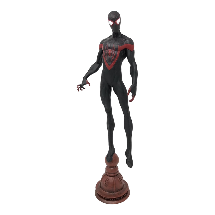 Diamond Select Toys Marvel Gallery Ultimate Spider-Man Miles Morales PVC Diorama